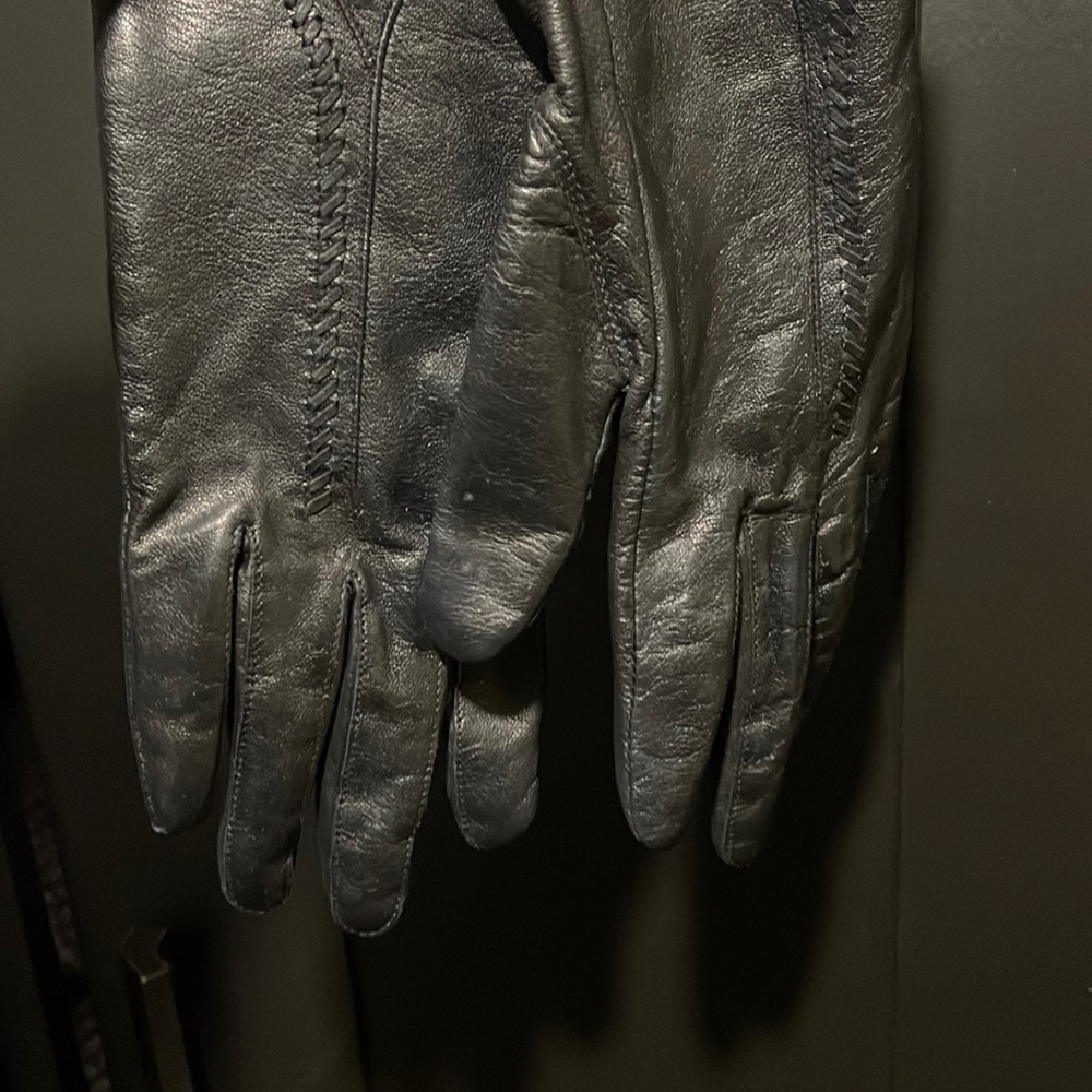 Women’s Gloves